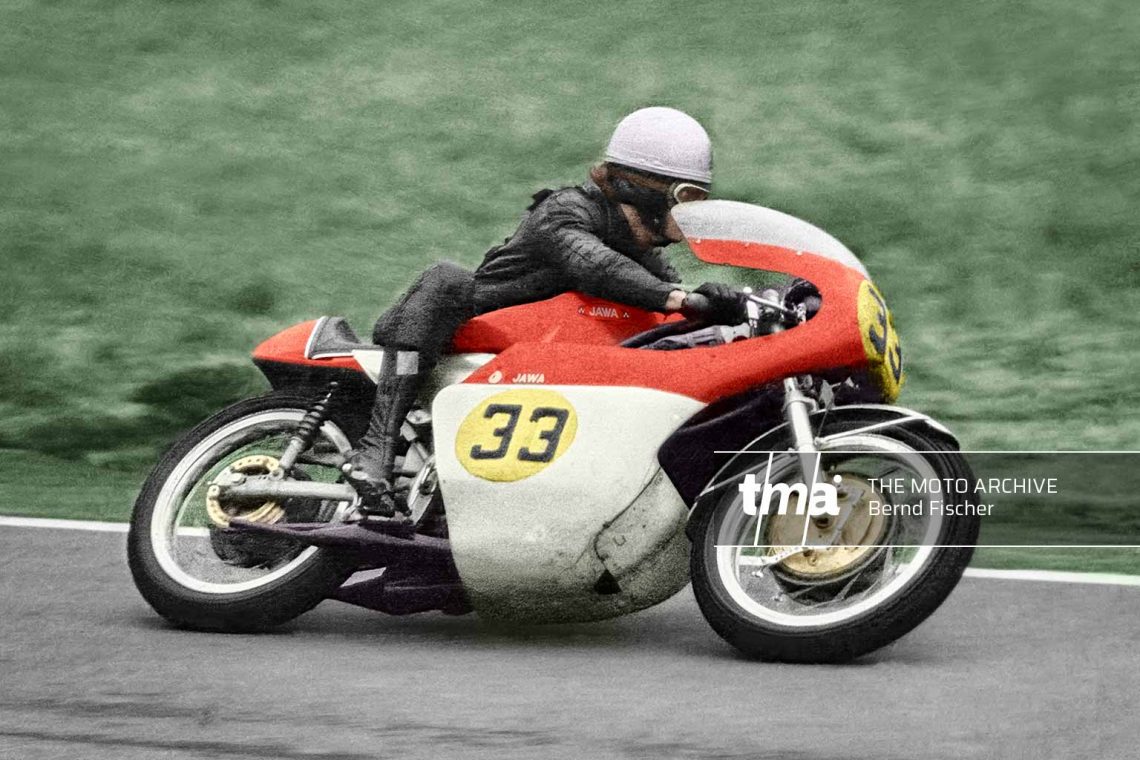 01-1969-east-germany-sachsenring-bill-ivy-jawa-00002