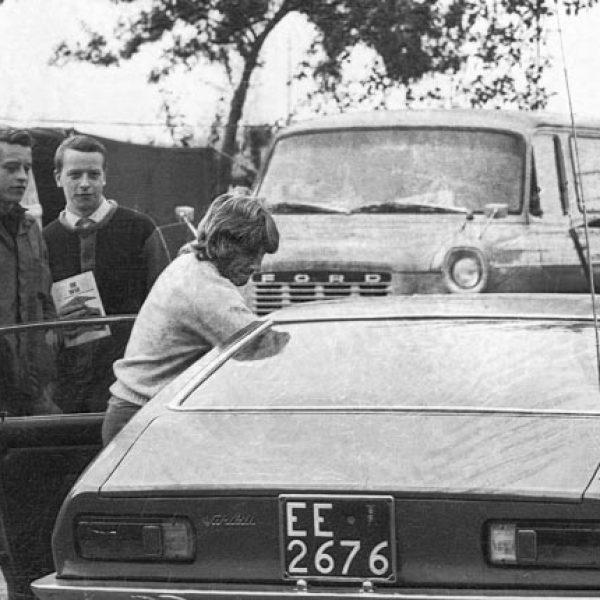 Bill arrives the paddock in his Maserati Ghibli