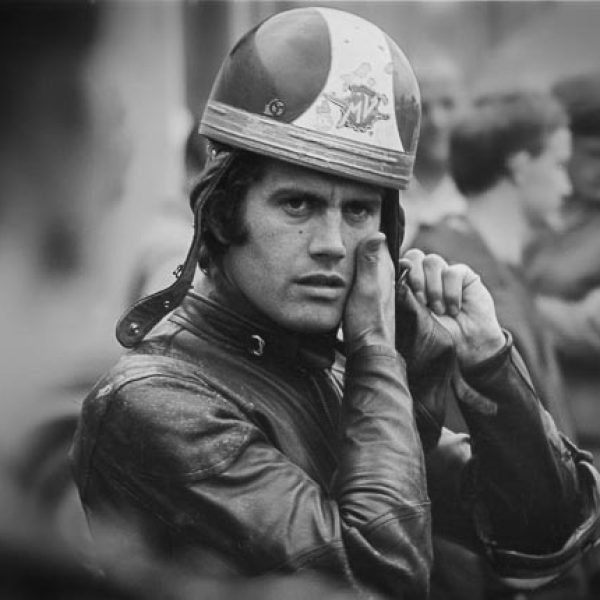 giacomo-agostini-sachsenring-1969-5-tma_430_kurz