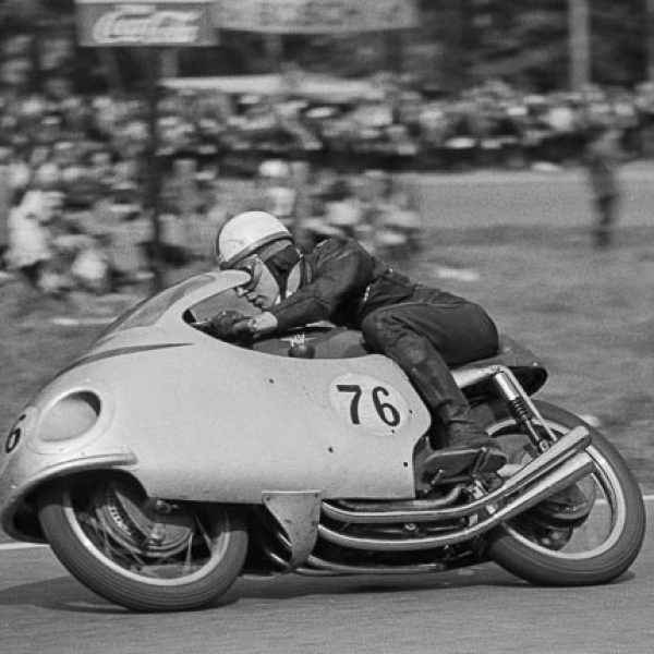 john-surtees-mv-agusta-350cc-1956-7942
