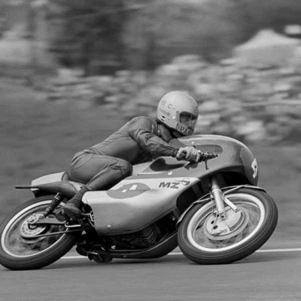 silvio-grassetti-gp-sachsenring-1972-neural-50-tma_430_kurz