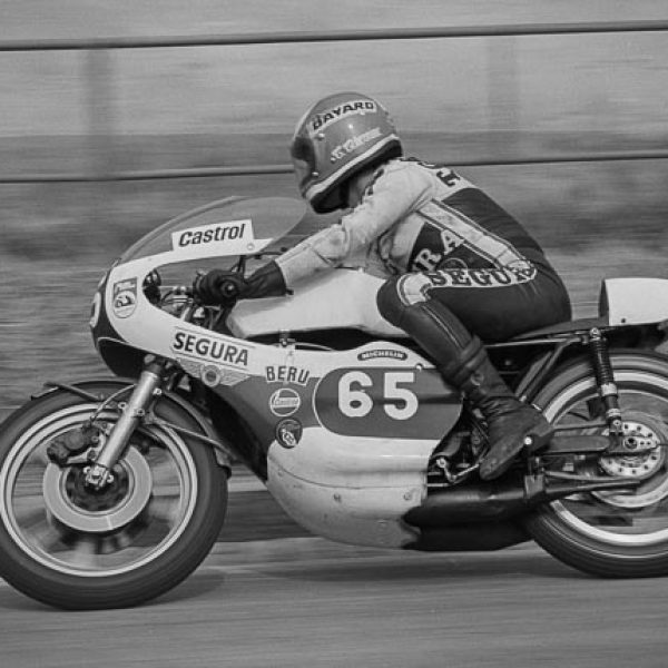 thierry-tchernine-yamaha-250cc-gp-brno-1974-tma_430_kurz